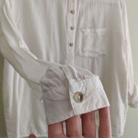BDG Light, Loose-fitting Cotton Button-up - Picture 2 of 9